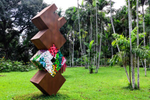 Love Sculpture